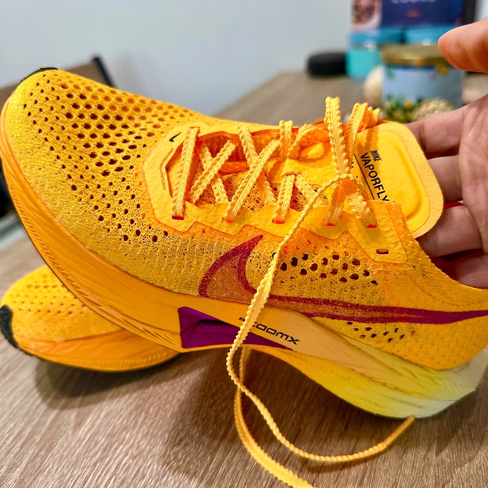 Nike Vaporfly Next 3%- size 7